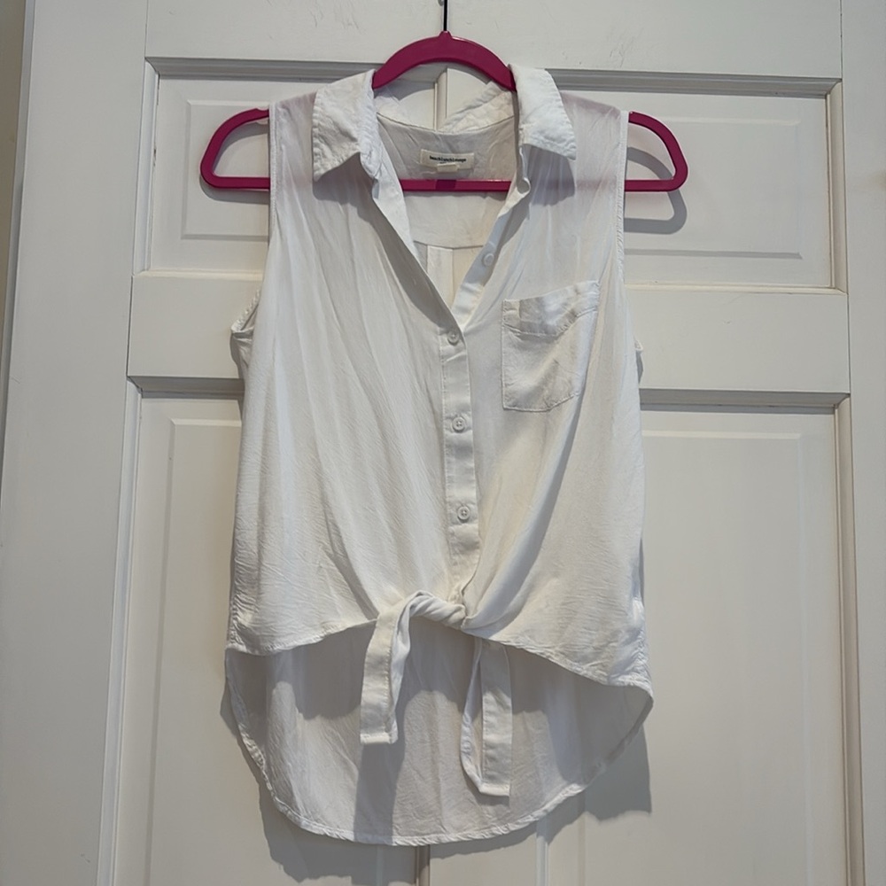 White Sleeveless Button-Up Top Ties at Waist, Super Soft